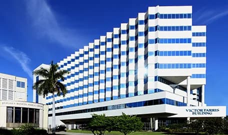 Victor Farris Building on the Good Samaritan Medical Center campus